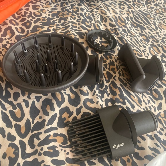 Dyson hair dryer accessories NEVER USED . BRAND NEW… main image 8